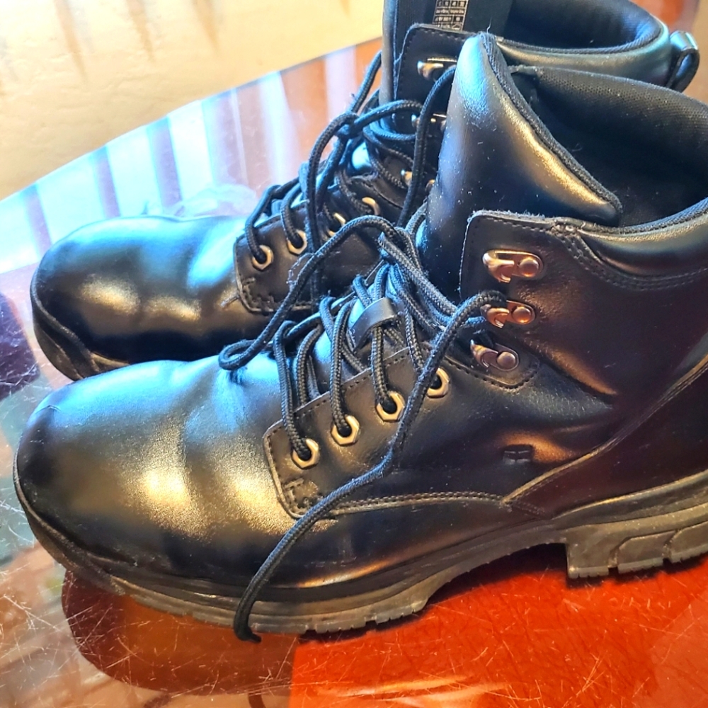 Shoes for Crews brand Men's genuine leather combat style boots black size 11